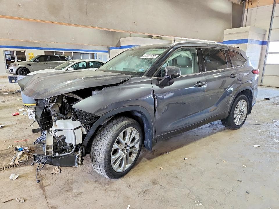 2020 TOYOTA HIGHLANDER LIMITED