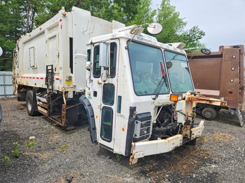2019 MACK LR613 REFUSE TRUCK