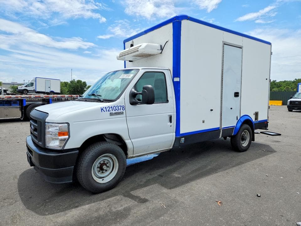 2023 FORD E350 REFRIGERATED BOX TRUCK