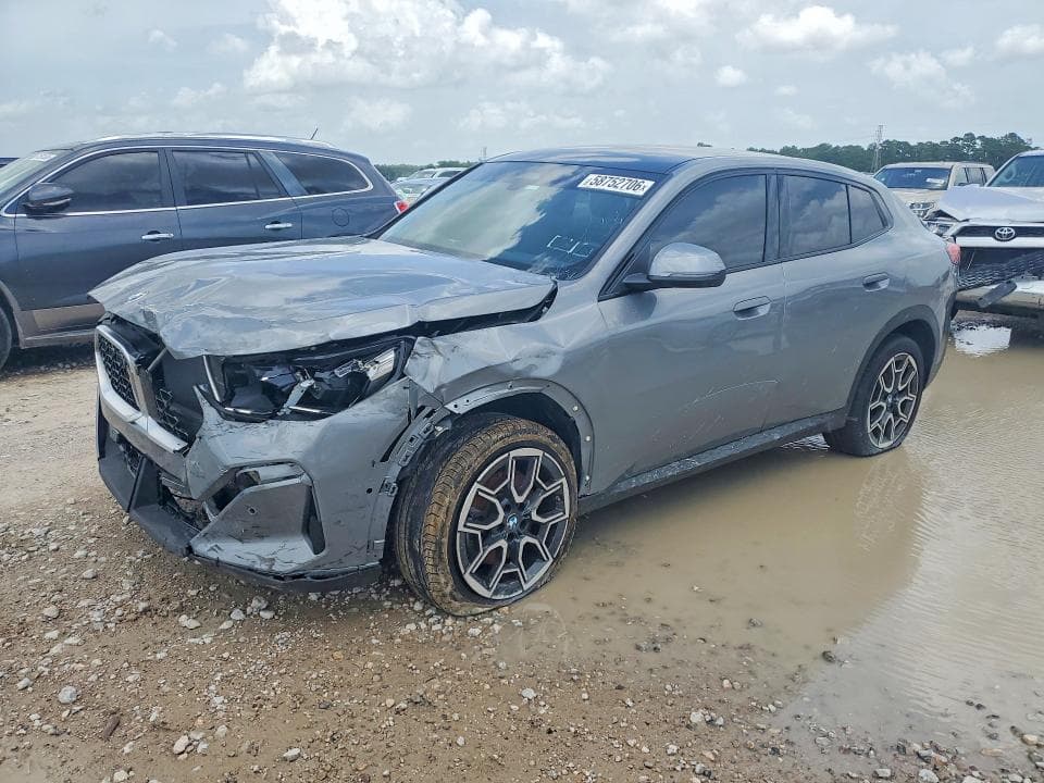 2025 BMW X2 XDRIVE28I