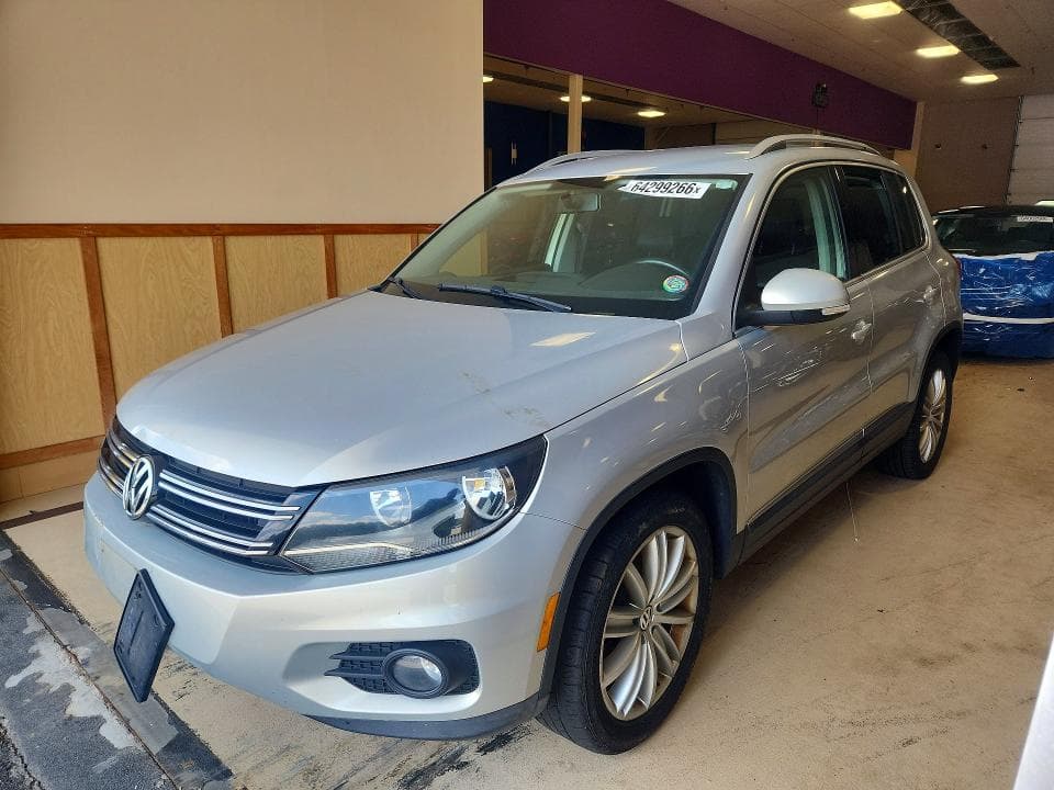 2014 VOLKSWAGEN TIGUAN S