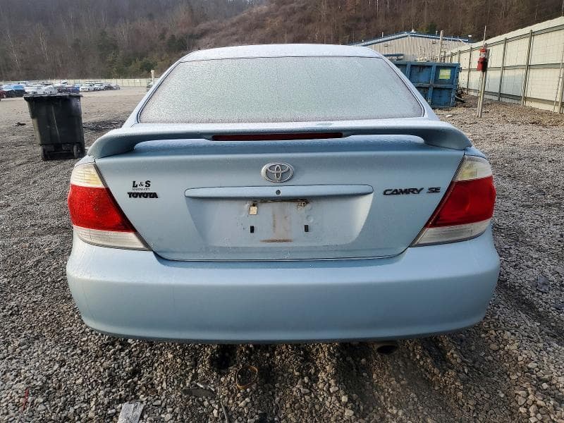 2005 TOYOTA CAMRY LE