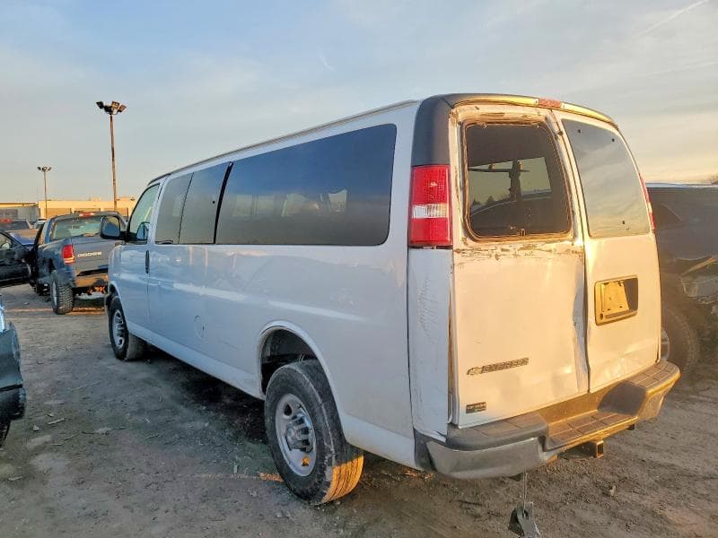 2017 CHEVROLET EXPRESS G3500 LT