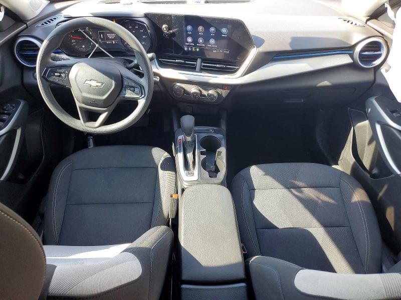 2025 CHEVROLET TRAX LS