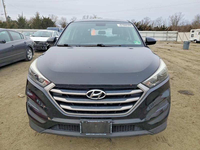 2018 HYUNDAI TUCSON SE