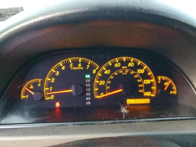 2005 TOYOTA CAMRY LE