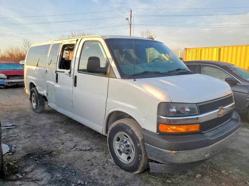 2017 CHEVROLET EXPRESS G3500 LT