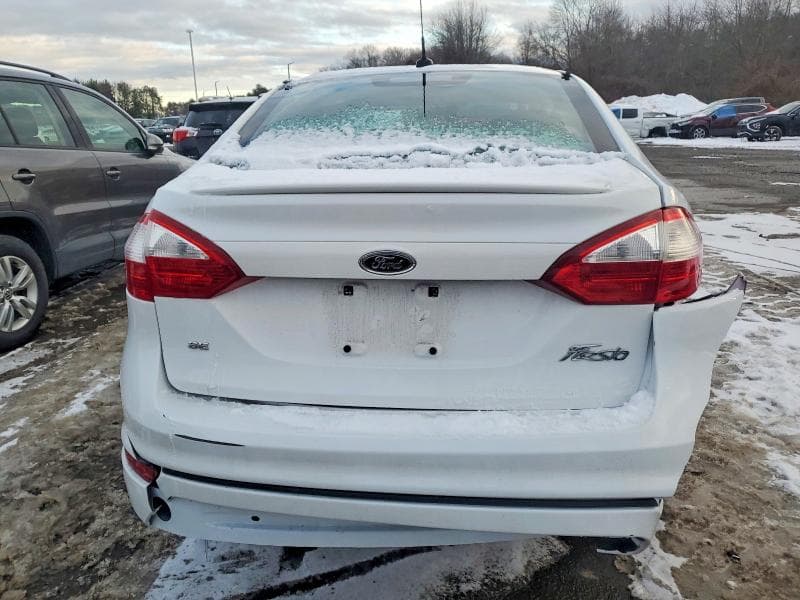 2014 FORD FIESTA SE