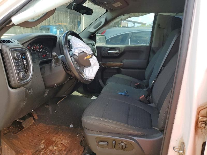 2022 CHVE SILV1500 4WD