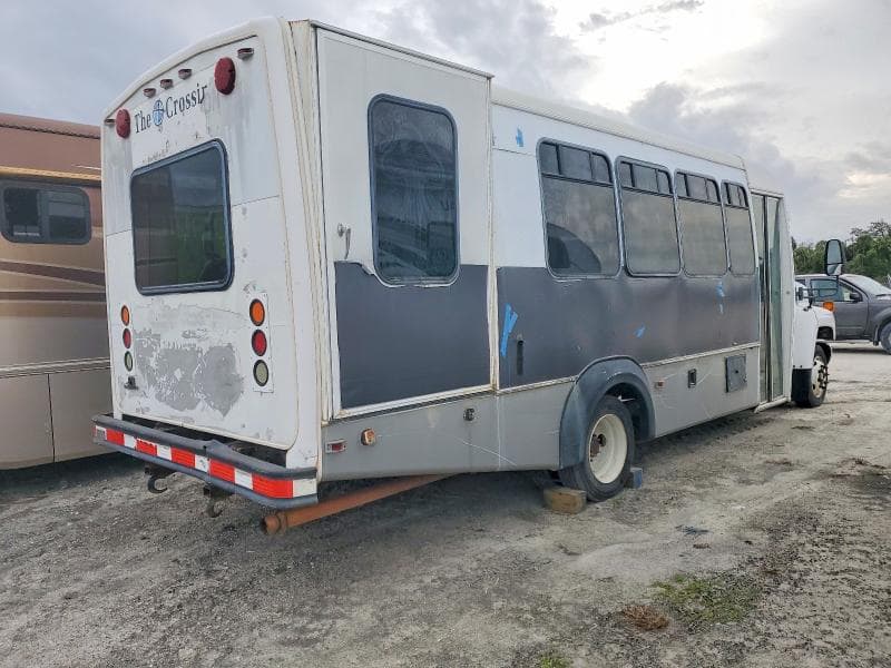 2006 CHEVROLET C5500 C5V042