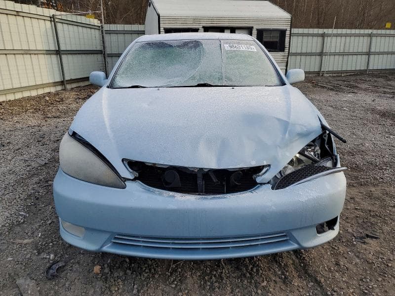 2005 TOYOTA CAMRY LE