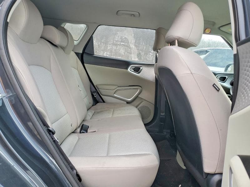 2022 KIA SOUL LX