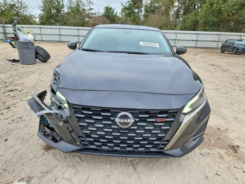 2023 NISSAN ALTIMA SR