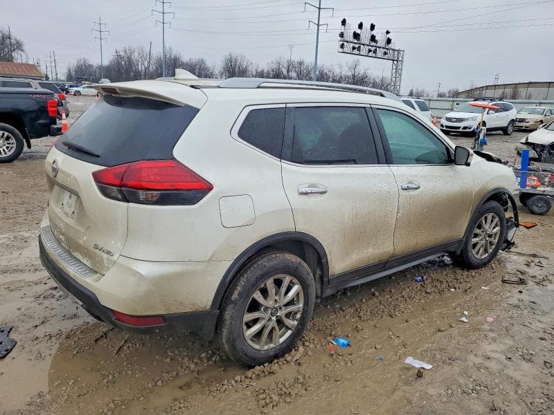 2017 NISSAN ROGUE SV