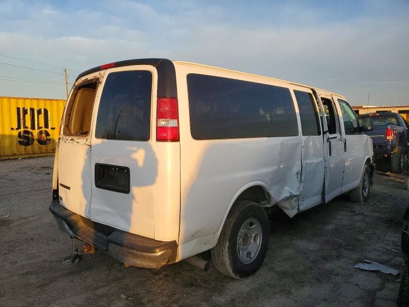 2017 CHEVROLET EXPRESS G3500 LT