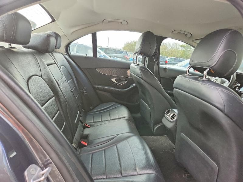 2016 MERCEDES-BENZ C 300
