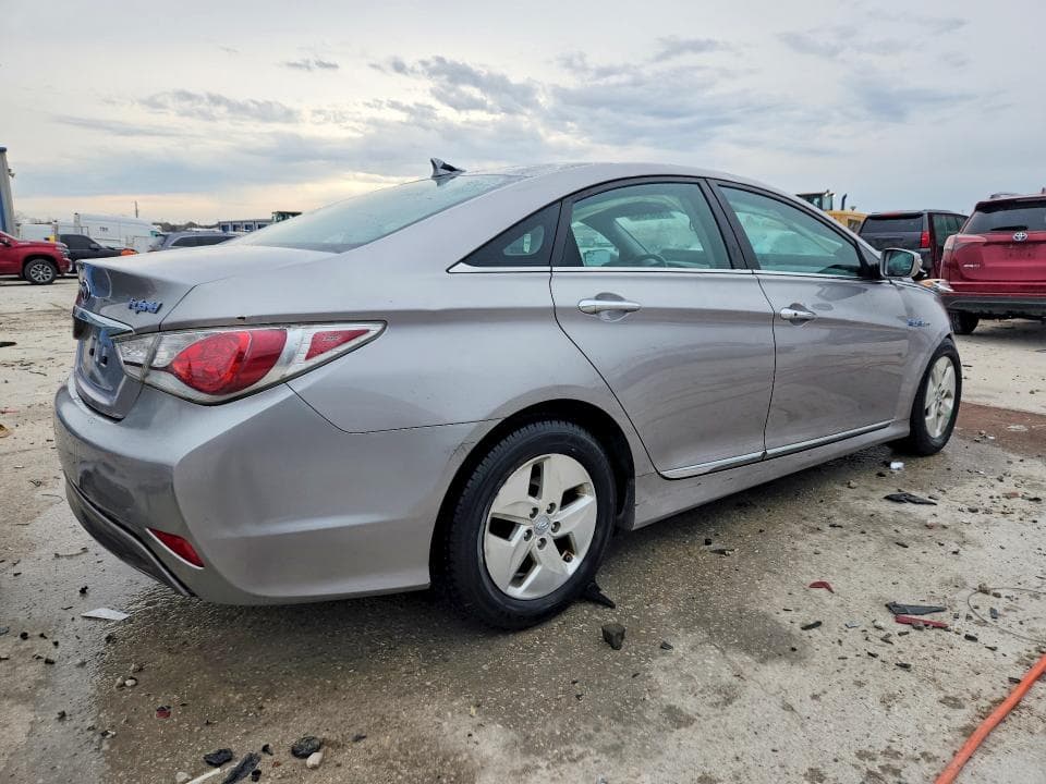 2011 HYUNDAI SONATA HYBRID BASE