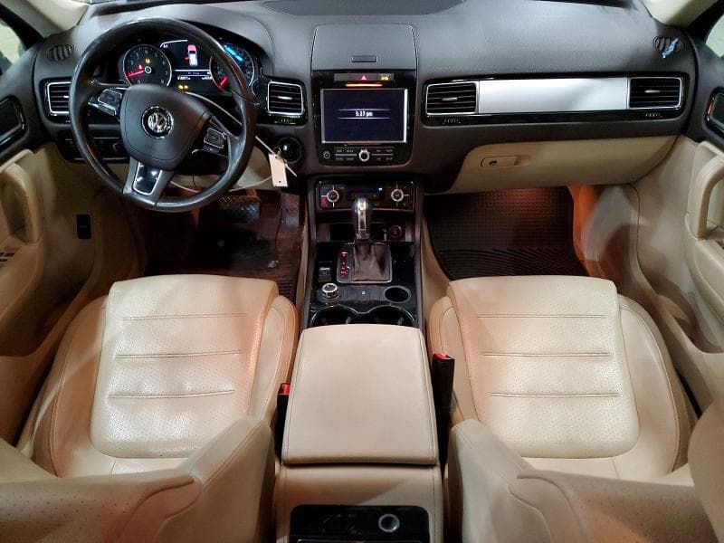2013 VOLKSWAGEN TOUAREG V6