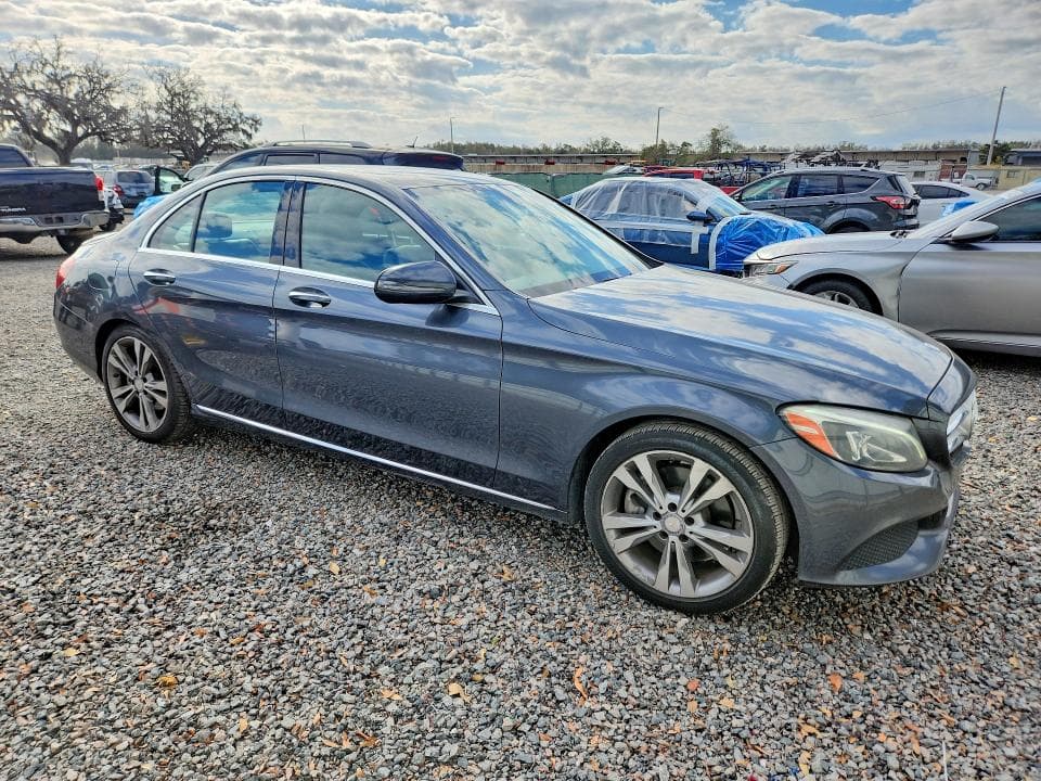 2016 MERCEDES-BENZ C 300