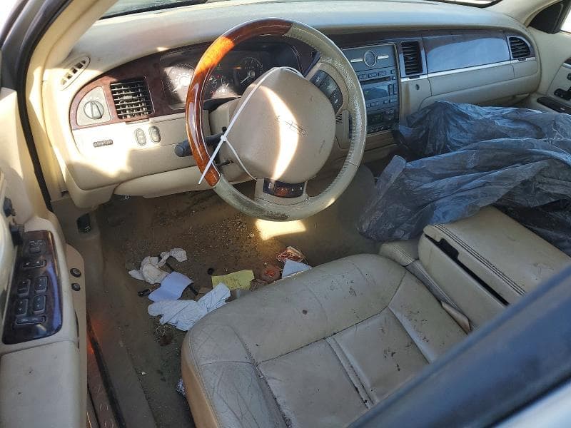 2007 LINCOLN TOWN CAR