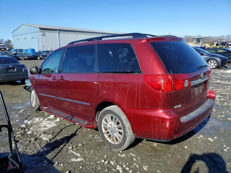 2008 TOYOTA SIENNA XLE