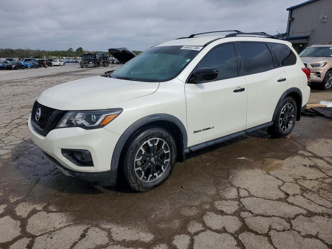 2019 Nissan Pathfinder Sv