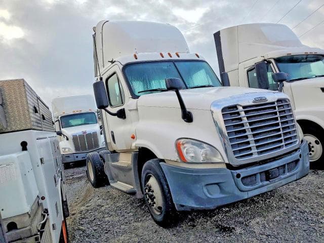 2016 FREIGHTLINER CASCADIA 125 SEMI TRUCK