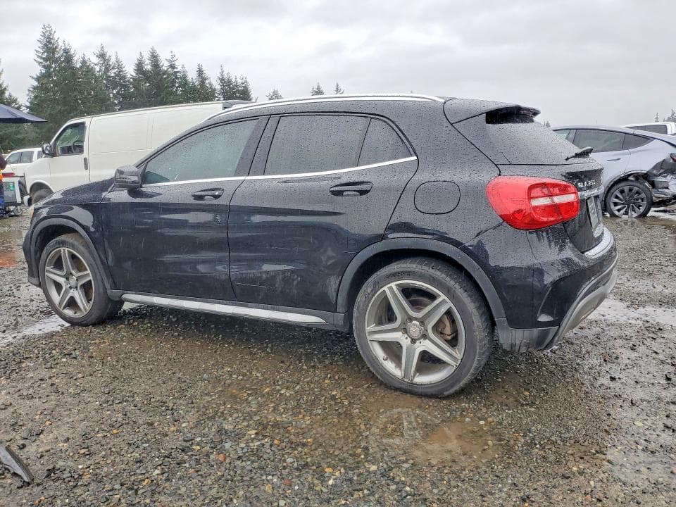 2015 MERCEDES-BENZ GLA 250 4MATIC