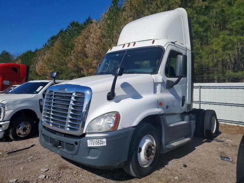 2016 FREIGHTLINER CASCADIA 125 SEMI TRUCK