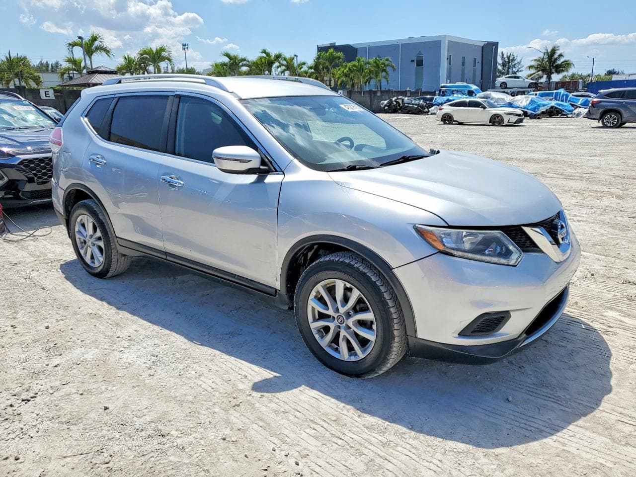 2016 Nissan Rogue Sv
