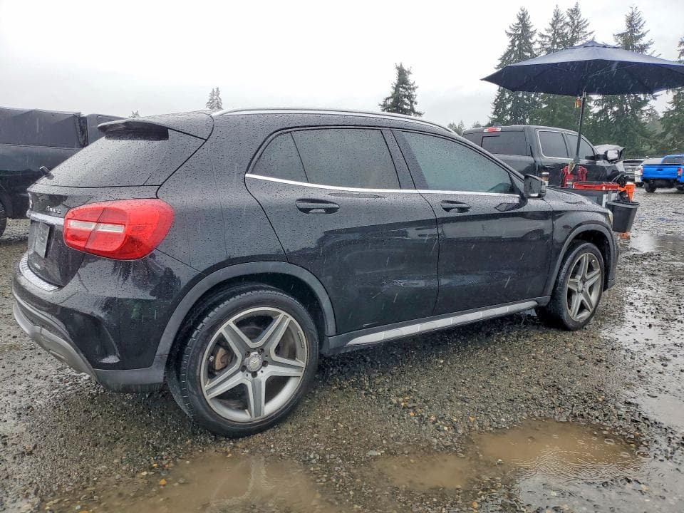 2015 MERCEDES-BENZ GLA 250 4MATIC