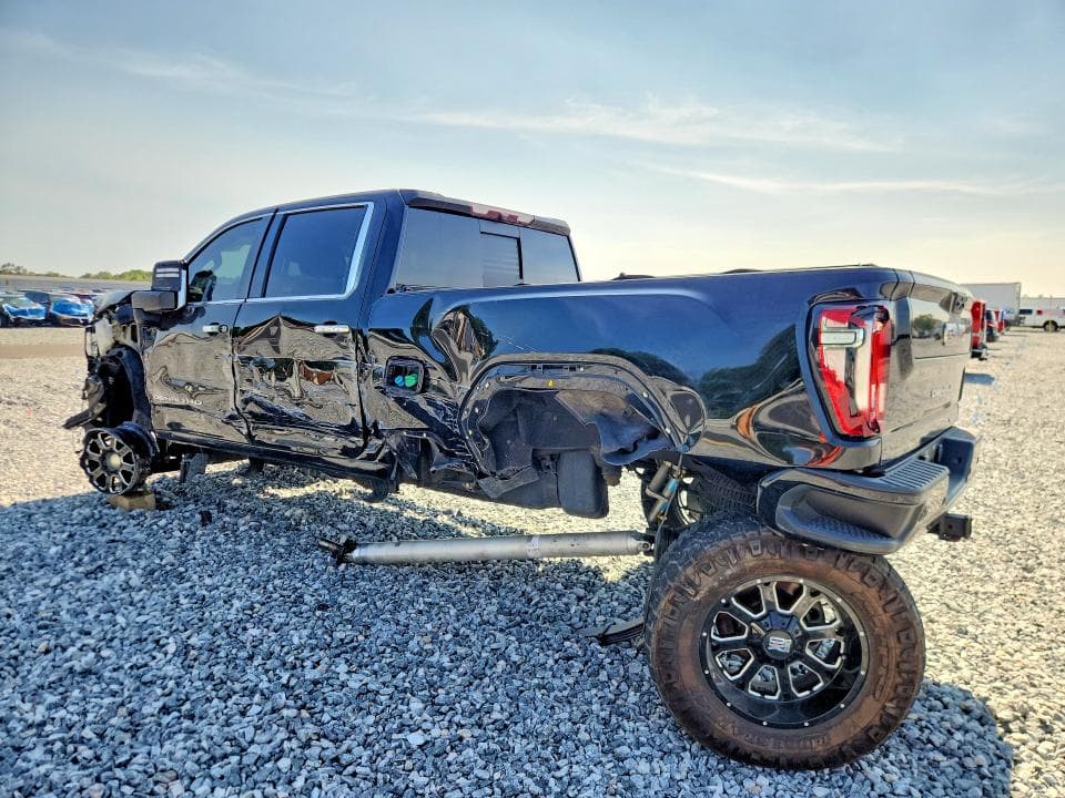 2022 GMC SIERRA K2500 DENALI