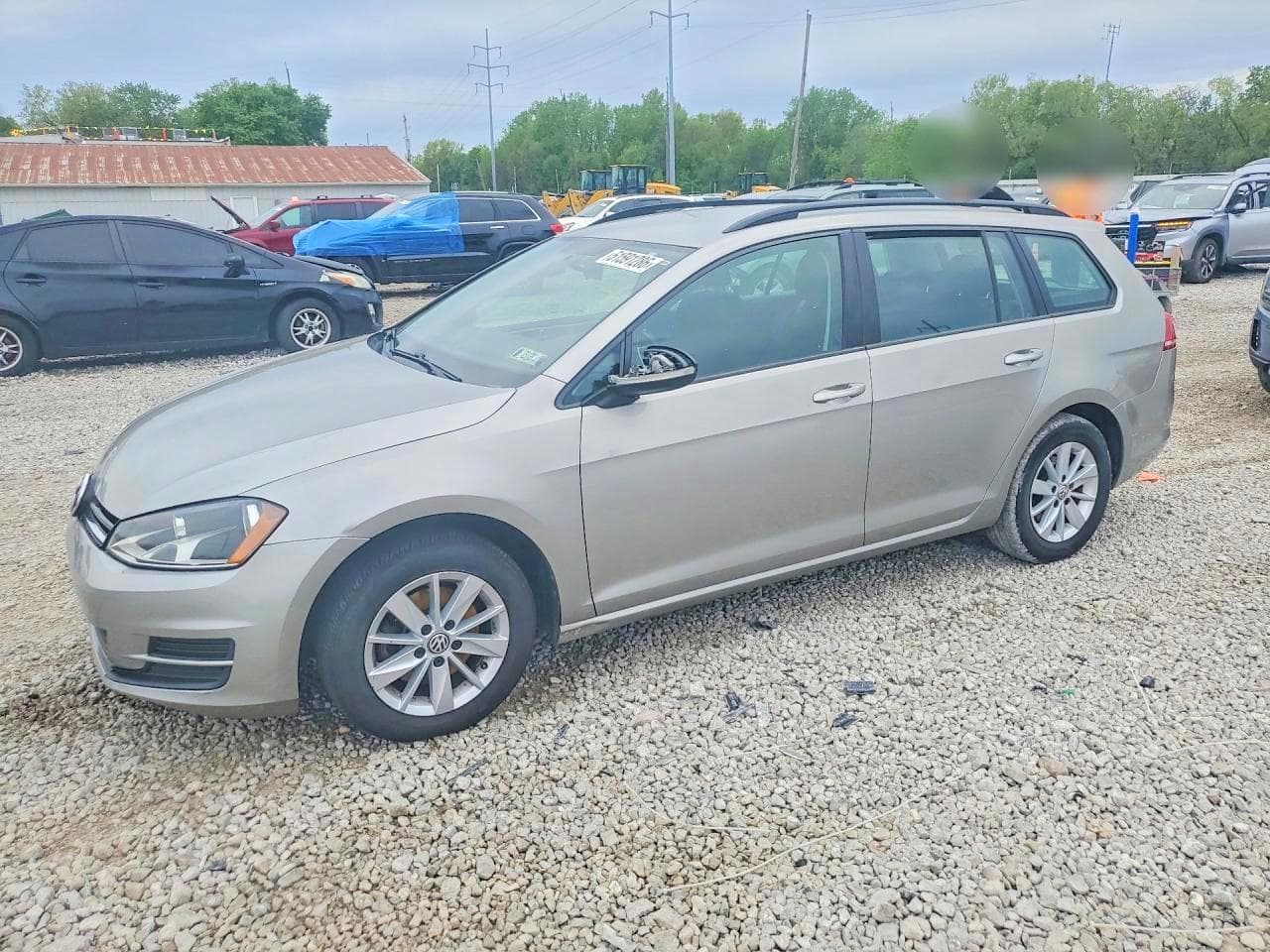2017 Volkswagen Golf Sportwagen S