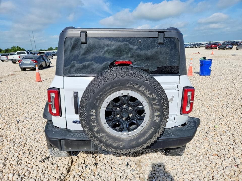 2023 FORD BRONCO BASE