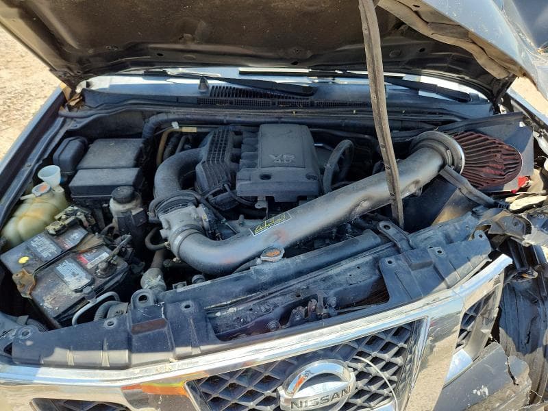 2015 NISSAN FRONTIER S