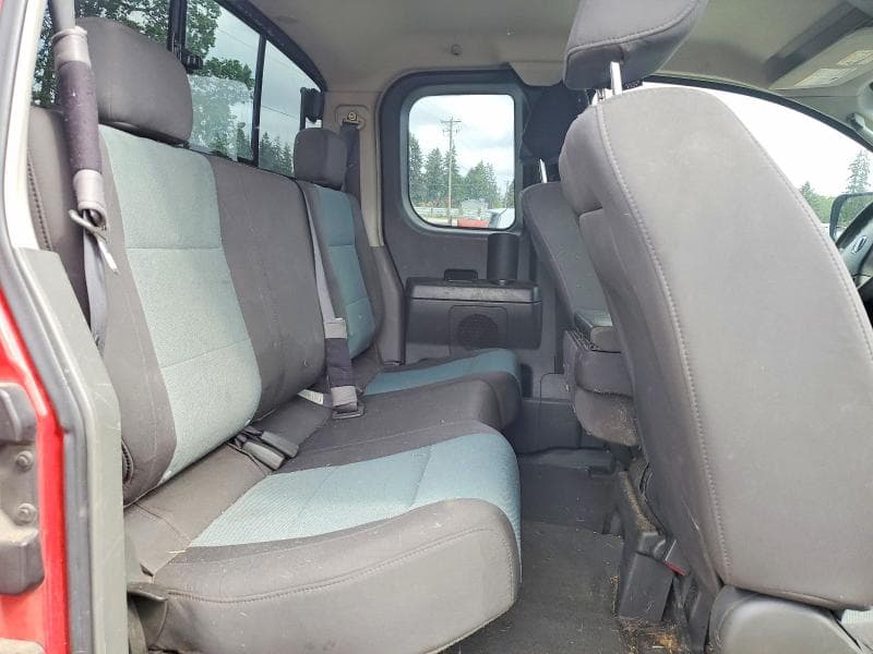 2005 NISSAN TITAN XE