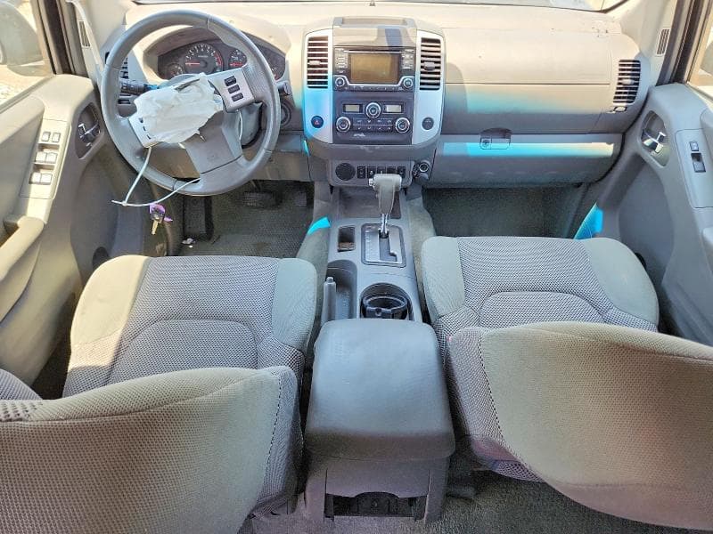 2015 NISSAN FRONTIER S