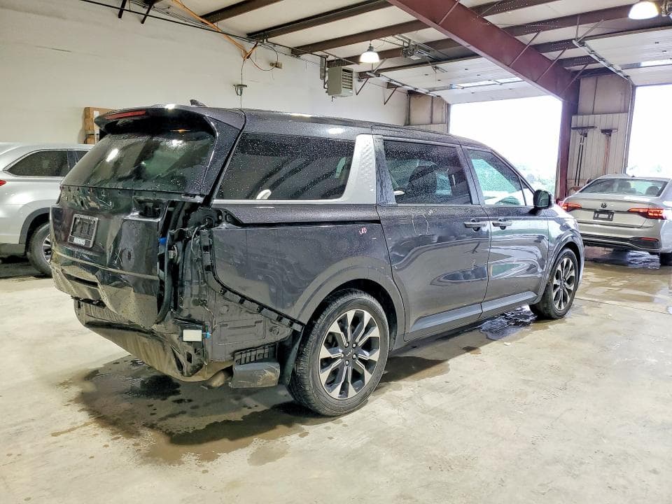2022 KIA CARNIVAL EX