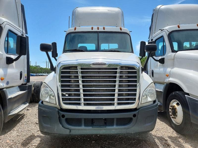 2016 FREIGHTLINER CASCADIA 125 SEMI TRUCK