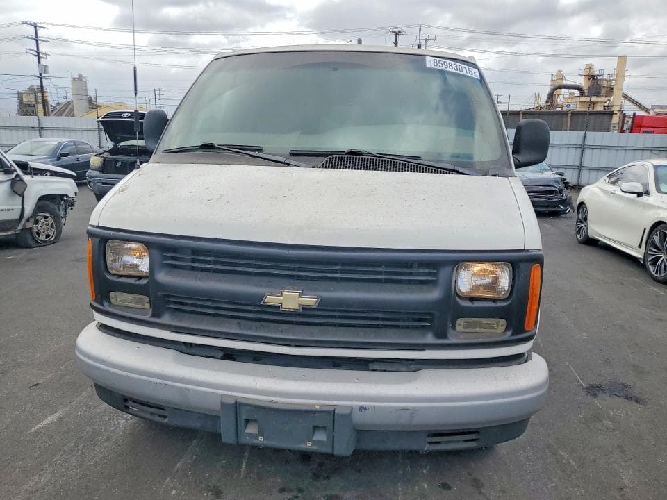 2001 CHEVROLET EXPRESS DELIVERY VAN