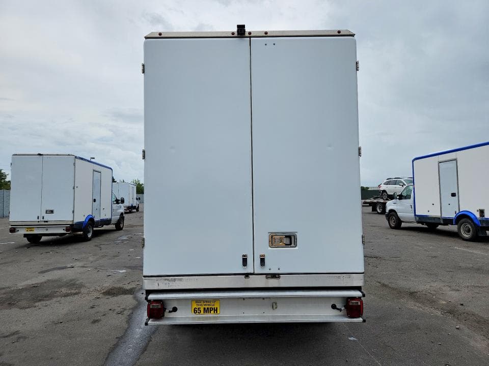 2023 FORD E350 REFRIGERATED BOX TRUCK