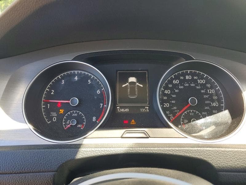 2015 VOLKSWAGEN GOLF
