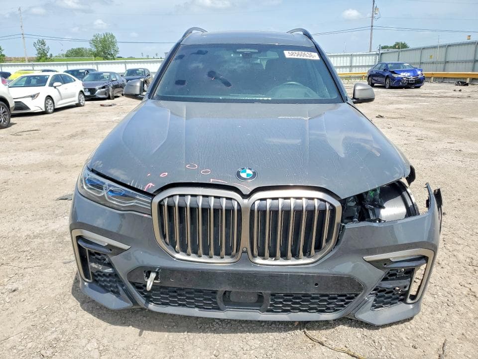 2021 BMW X7 M50I
