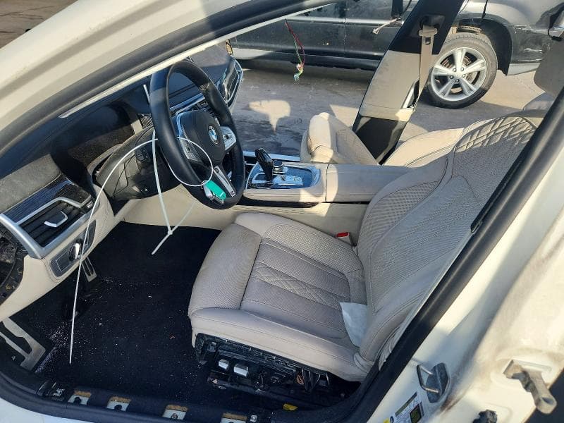 2021 BMW 740 I