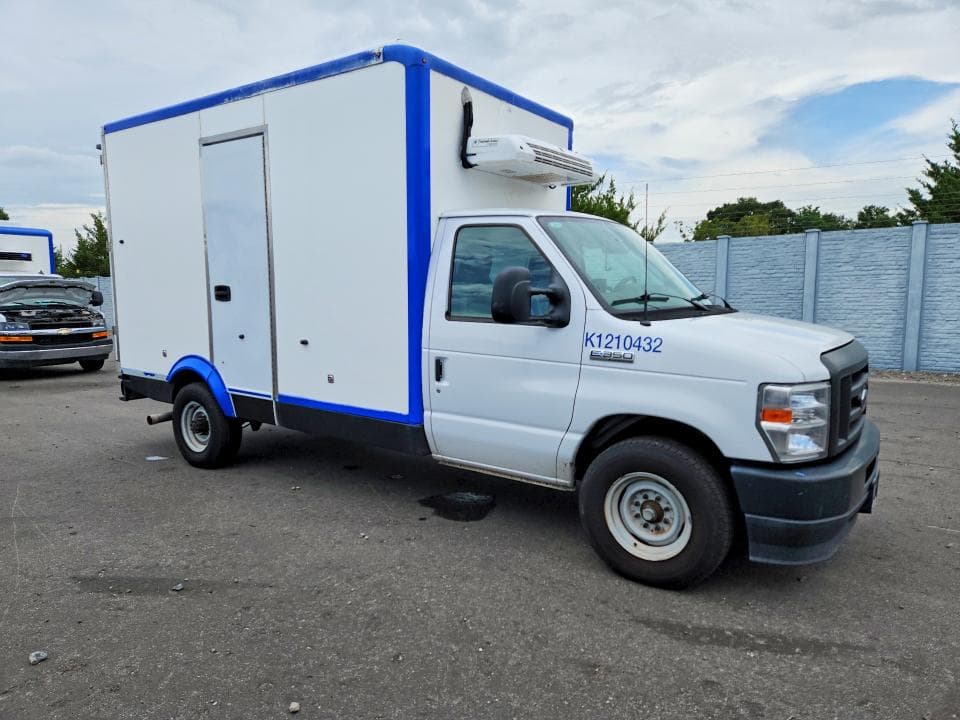 2023 FORD E350 REFRIGERATED BOX TRUCK