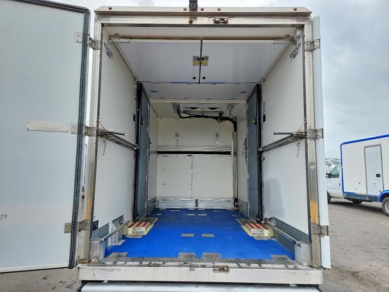 2023 FORD E350 REFRIGERATED BOX TRUCK