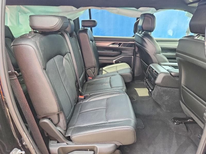 2025 JEEP WAGONEER L SERIES II