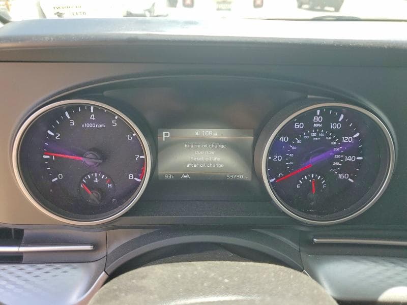 2024 KIA CARNIVAL LX