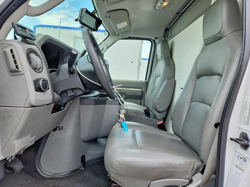 2023 FORD E350 REFRIGERATED BOX TRUCK