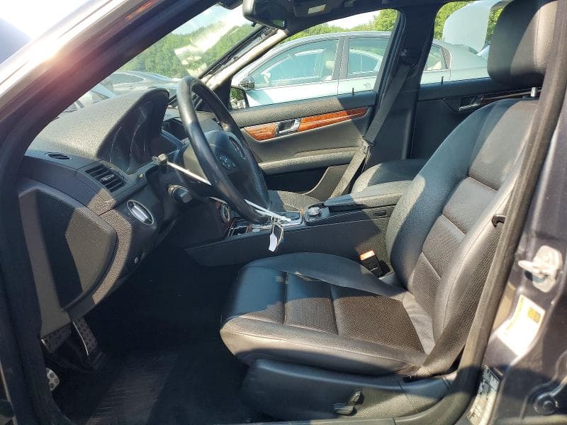 2011 MERCEDES-BENZ C 300 4MATIC